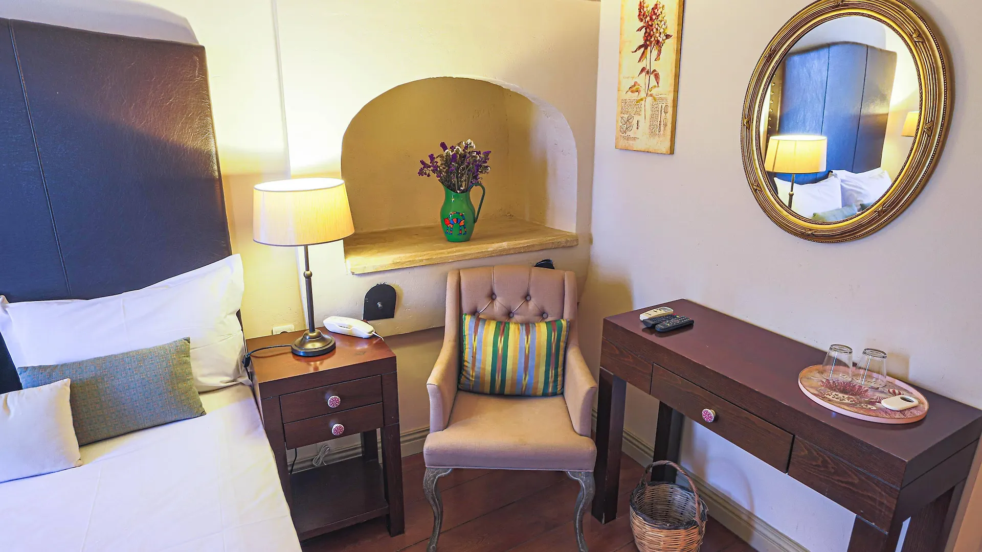 Macaron Konagi Hotel Ayvalik Guest house