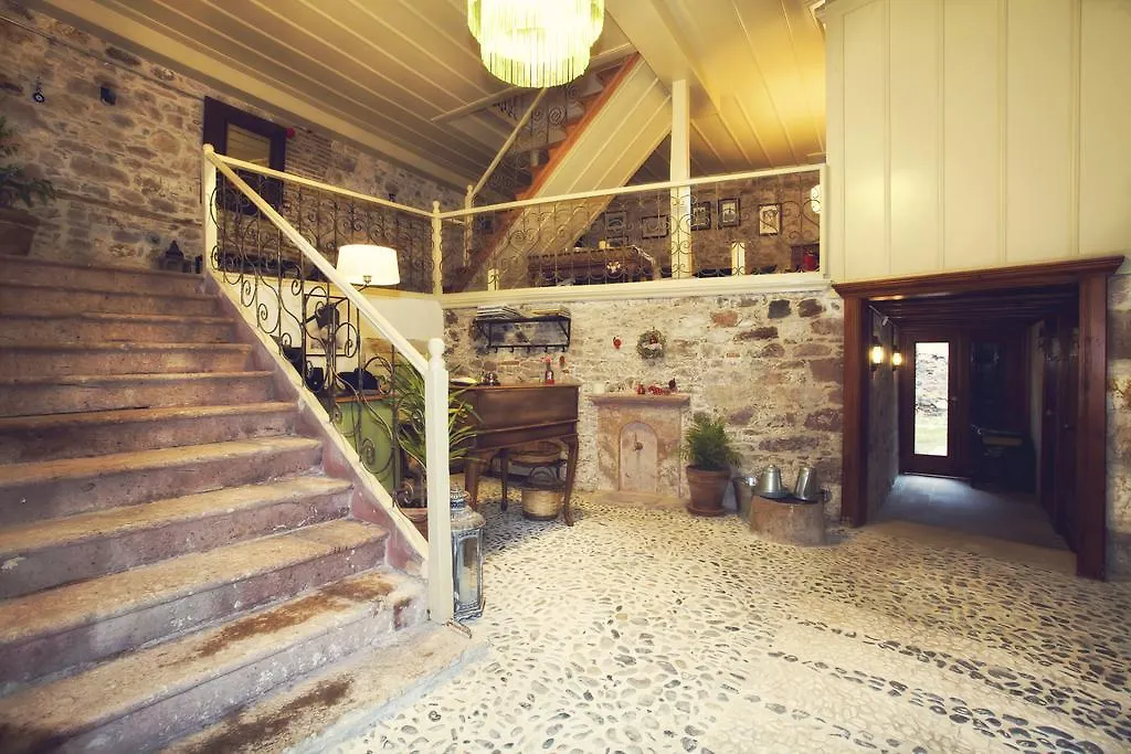 Guest house Macaron Konagi Hotel Ayvalik